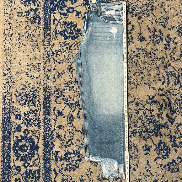 The Best Frayed Cuff Mom Jeans✨ by HIDDEN Jeans (Buckle) - Picture 9 of 9